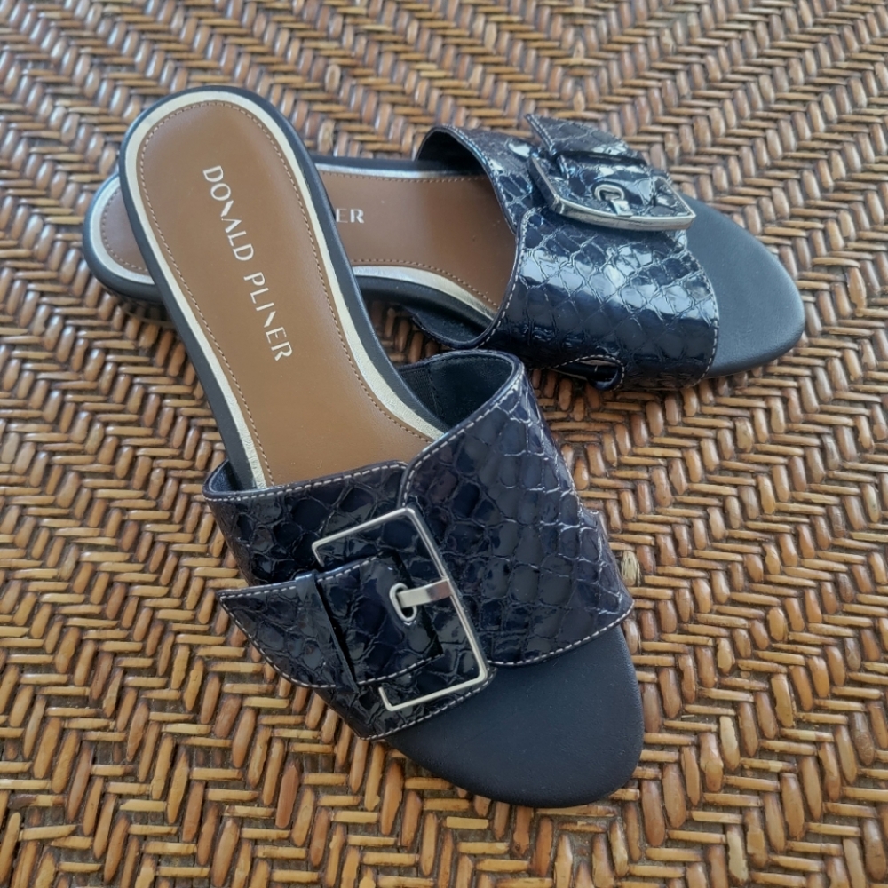 Donald Pliner Patent Leather Sandals - Picture 2 of 7